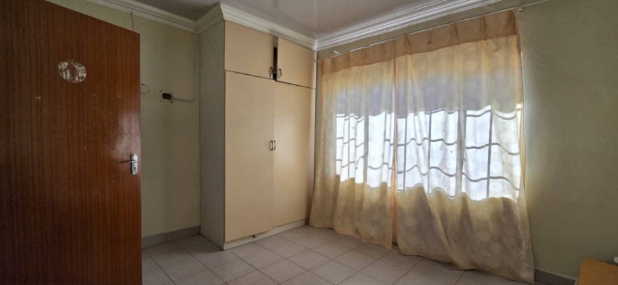 7 Bedroom Property for Sale in Garsfontein Gauteng
