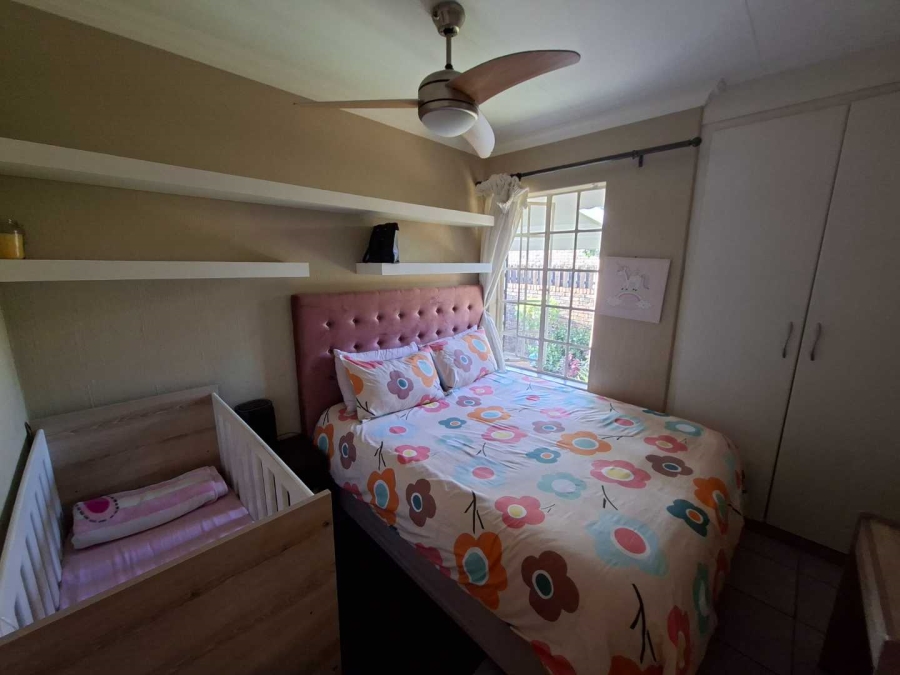 2 Bedroom Property for Sale in Allens Nek Gauteng