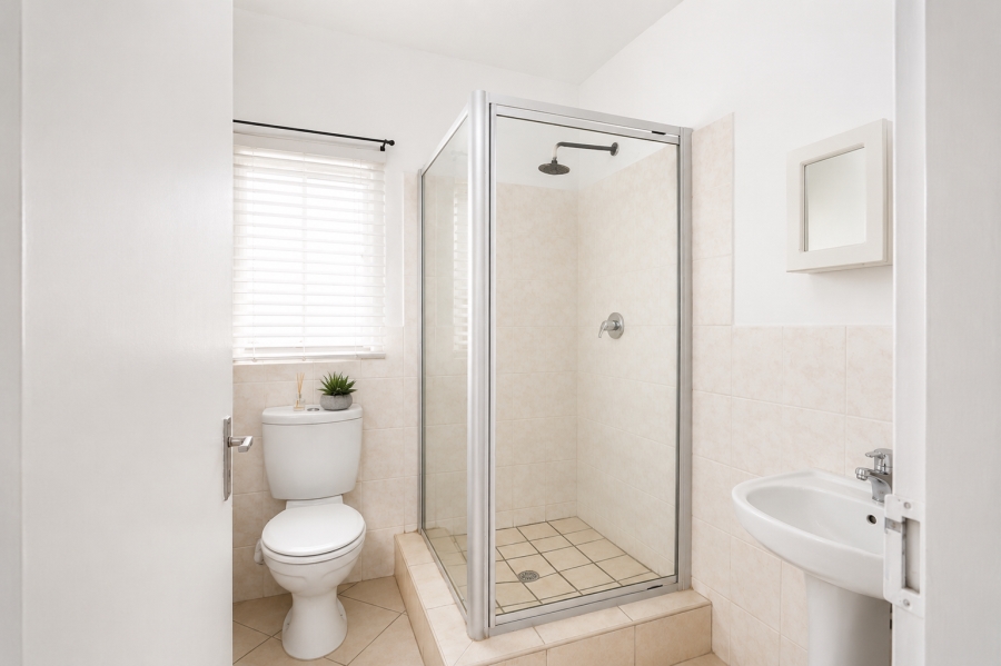 2 Bedroom Property for Sale in Honeypark Gauteng