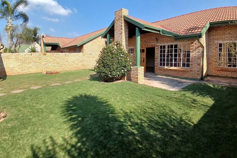 3 Bedroom Property for Sale in Glen Erasmia Gauteng