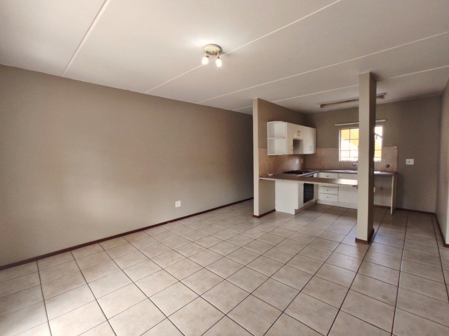 1 Bedroom Property for Sale in Sundowner Gauteng