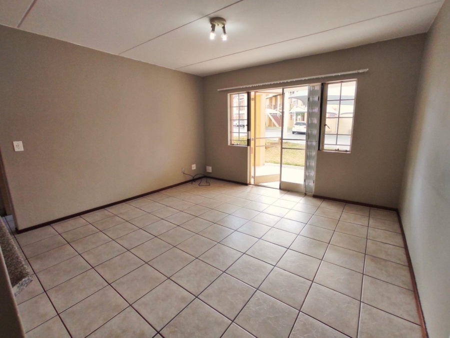 1 Bedroom Property for Sale in Sundowner Gauteng