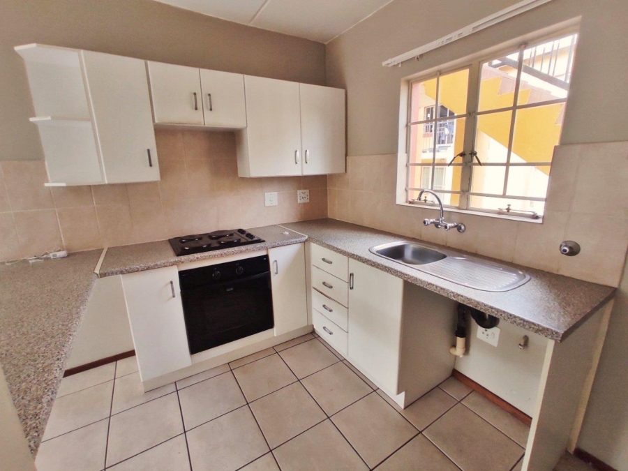1 Bedroom Property for Sale in Sundowner Gauteng