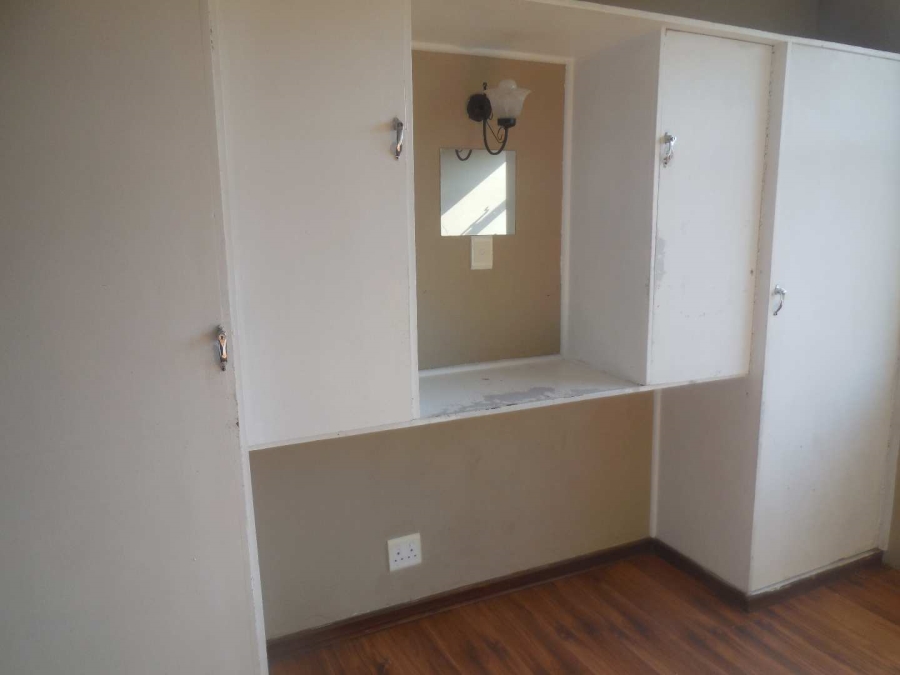 To Let 1 Bedroom Property for Rent in Gezina Gauteng
