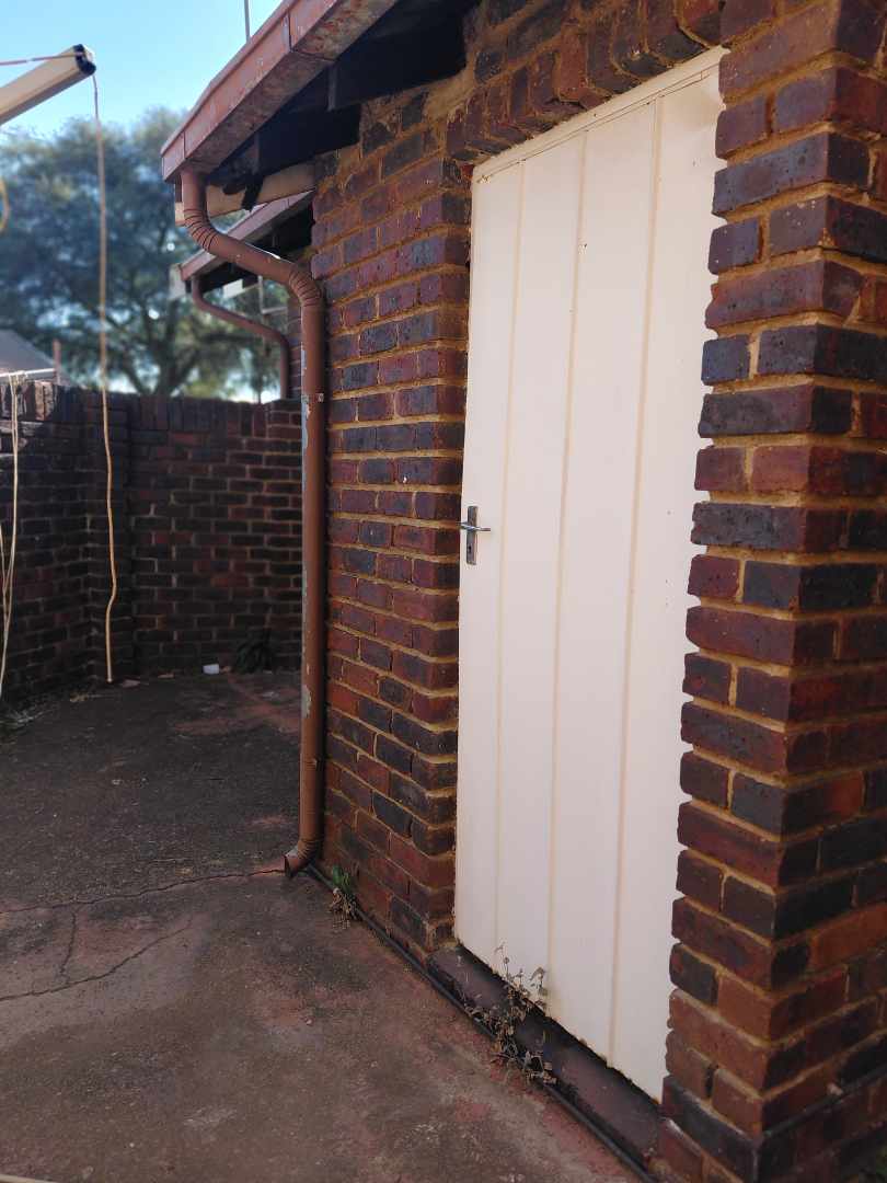 3 Bedroom Property for Sale in Birchleigh Gauteng