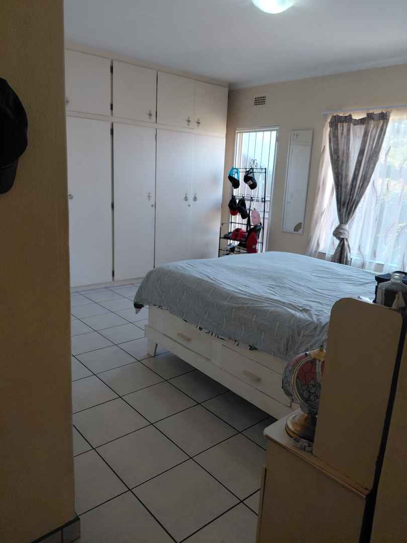 3 Bedroom Property for Sale in Birchleigh Gauteng