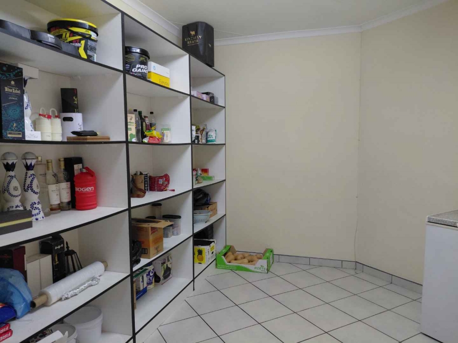 3 Bedroom Property for Sale in Birchleigh Gauteng
