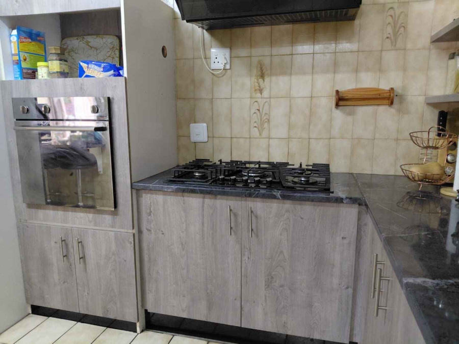 3 Bedroom Property for Sale in Birchleigh Gauteng