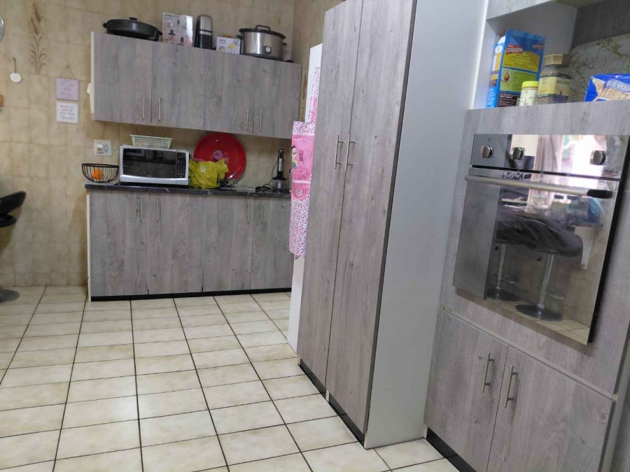 3 Bedroom Property for Sale in Birchleigh Gauteng