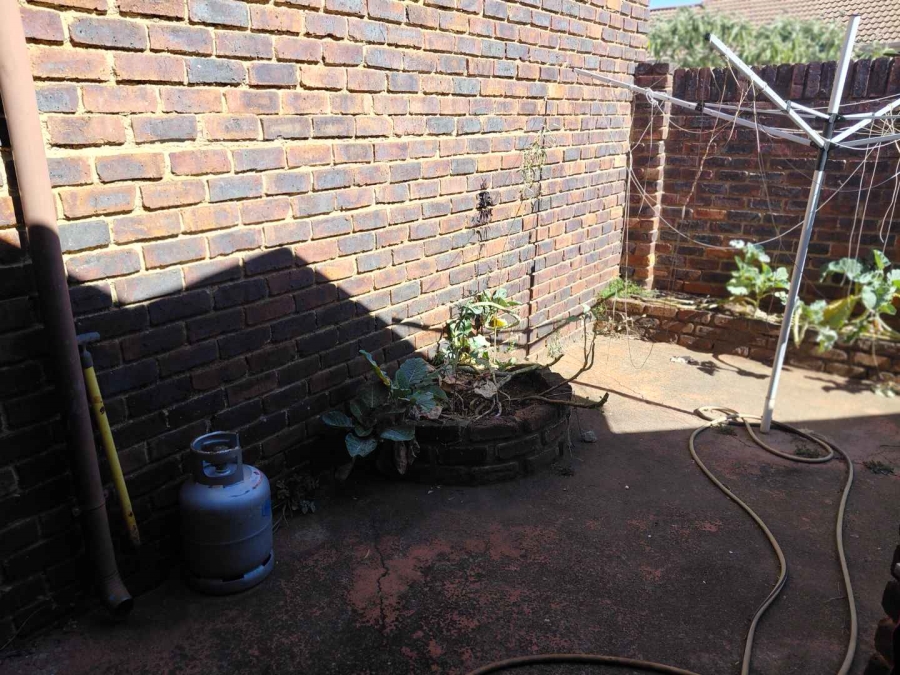 3 Bedroom Property for Sale in Birchleigh Gauteng