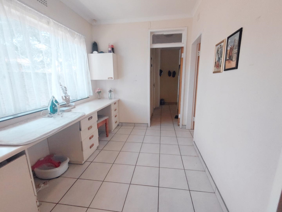3 Bedroom Property for Sale in Birchleigh Gauteng