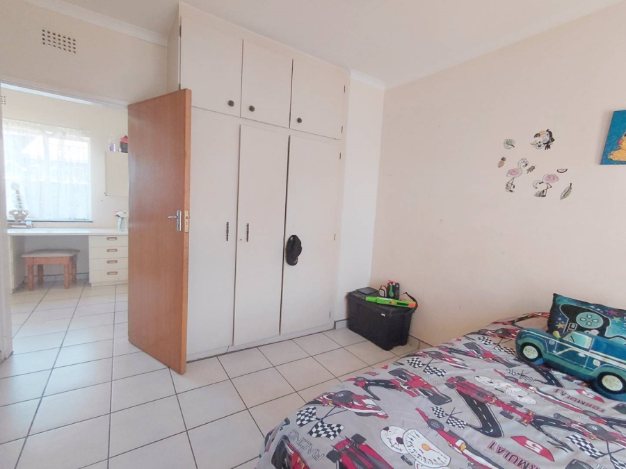 3 Bedroom Property for Sale in Birchleigh Gauteng