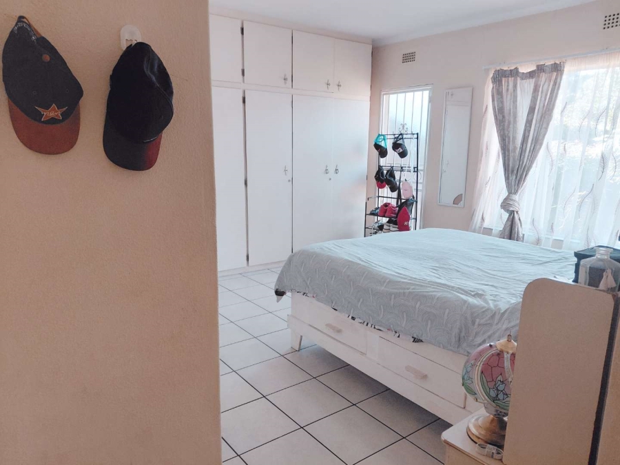 3 Bedroom Property for Sale in Birchleigh Gauteng