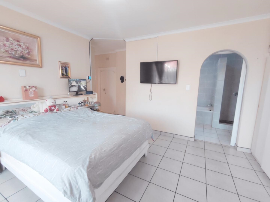 3 Bedroom Property for Sale in Birchleigh Gauteng