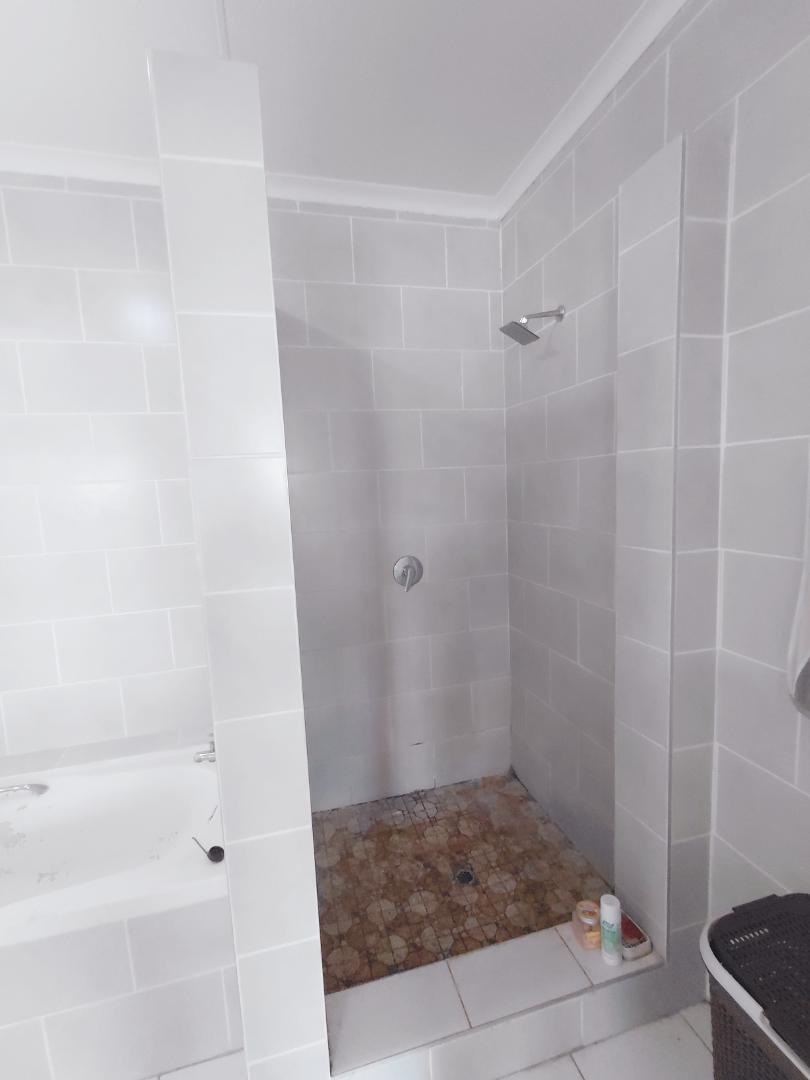 3 Bedroom Property for Sale in Birchleigh Gauteng