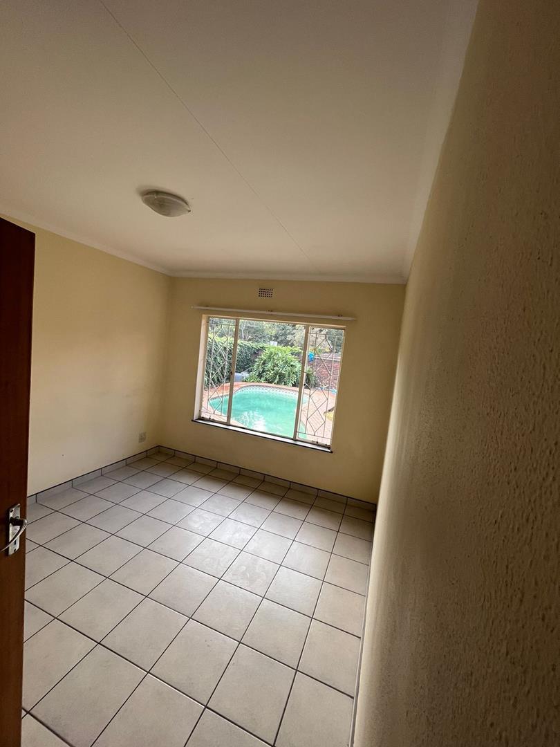 3 Bedroom Property for Sale in Birchleigh Gauteng