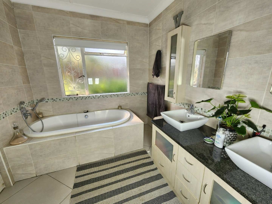 3 Bedroom Property for Sale in Rietondale Gauteng