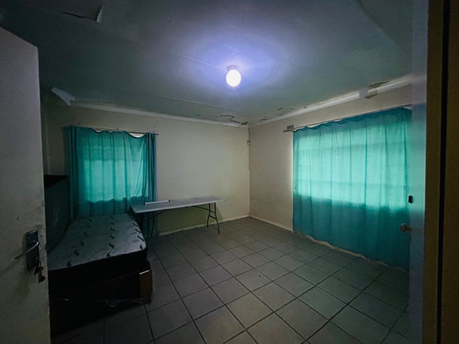 8 Bedroom Property for Sale in Vanderbijlpark CW 3 Gauteng