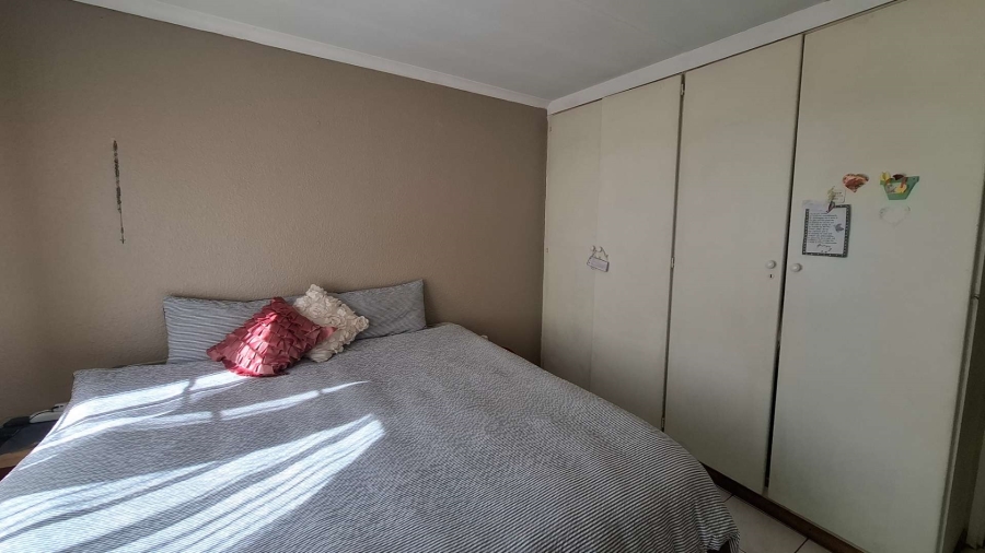 2 Bedroom Property for Sale in Meyersdal Gauteng