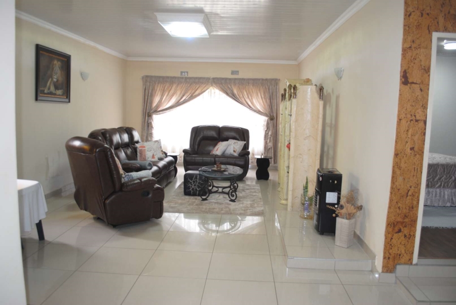 3 Bedroom Property for Sale in Walker Fruit Farms Gauteng