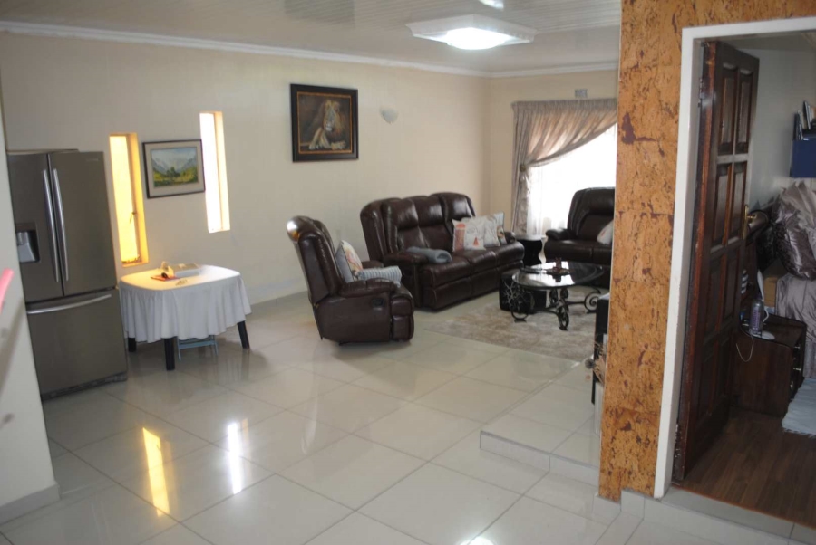 3 Bedroom Property for Sale in Walker Fruit Farms Gauteng