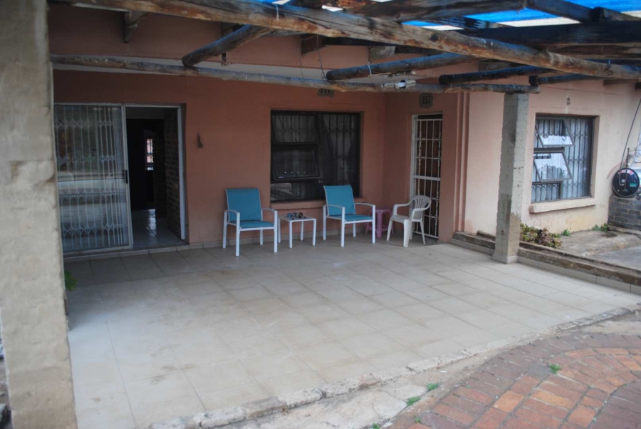 3 Bedroom Property for Sale in Walker Fruit Farms Gauteng