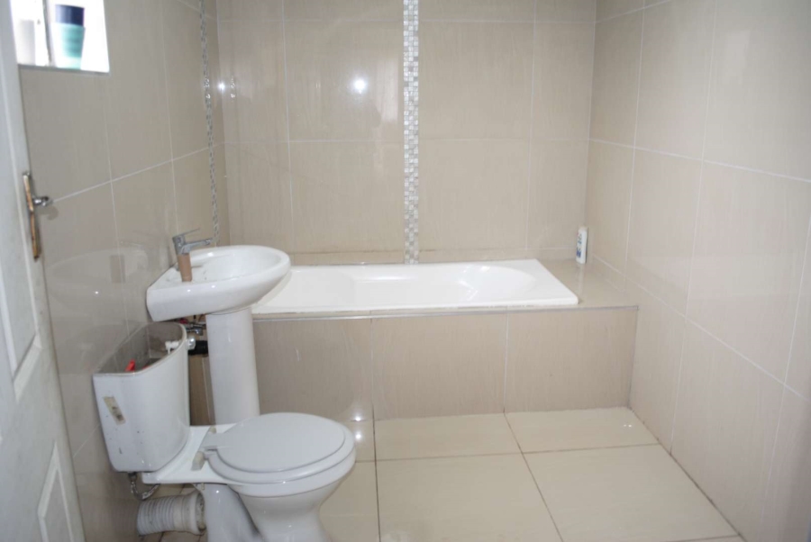 3 Bedroom Property for Sale in Walker Fruit Farms Gauteng