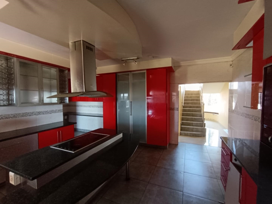 5 Bedroom Property for Sale in Heuwelsig Estate Gauteng