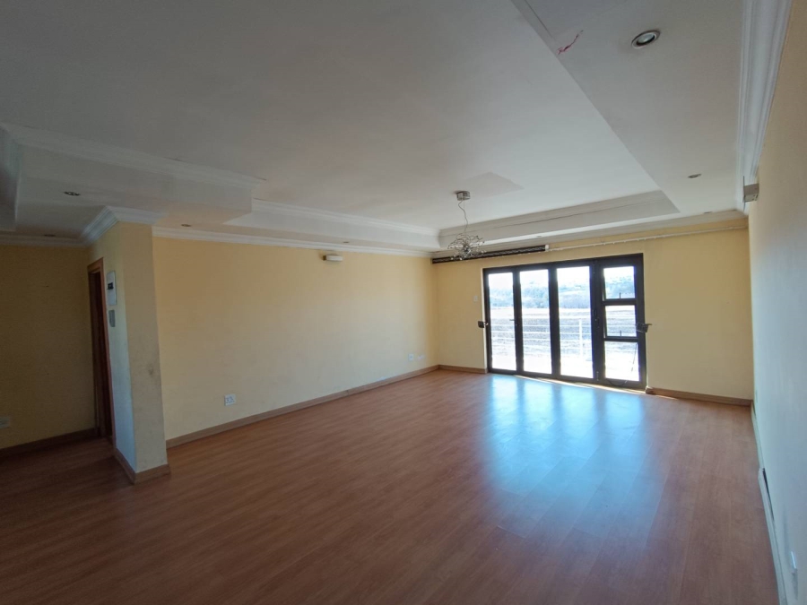 5 Bedroom Property for Sale in Heuwelsig Estate Gauteng