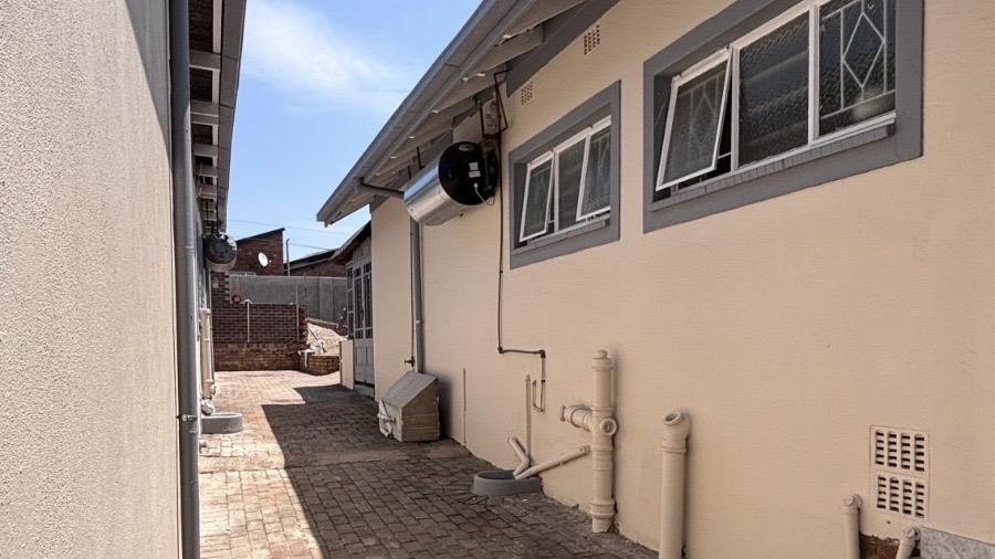 To Let 3 Bedroom Property for Rent in Edleen Gauteng