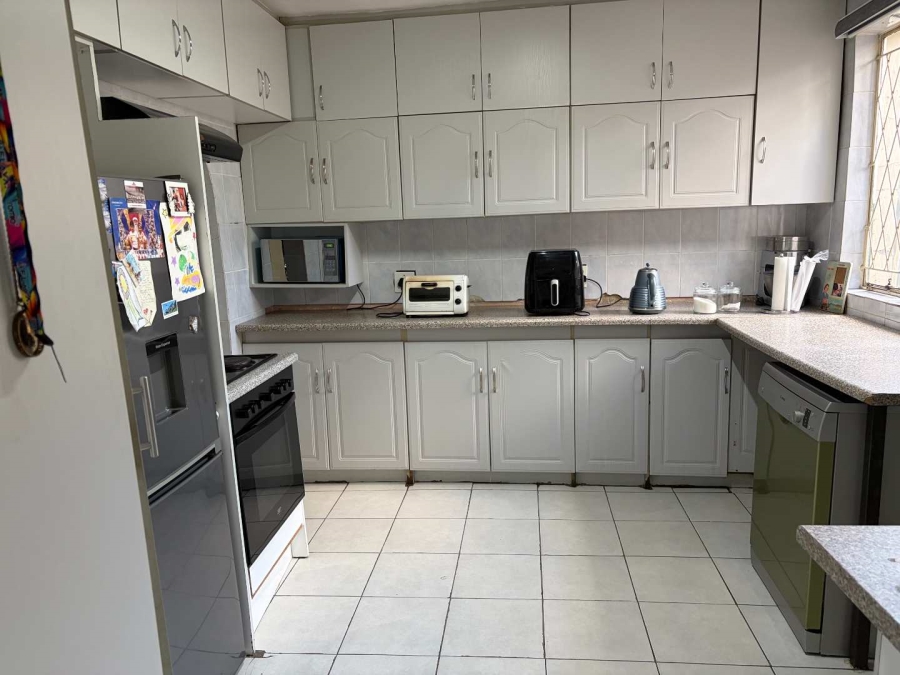 3 Bedroom Property for Sale in Bramley Gauteng