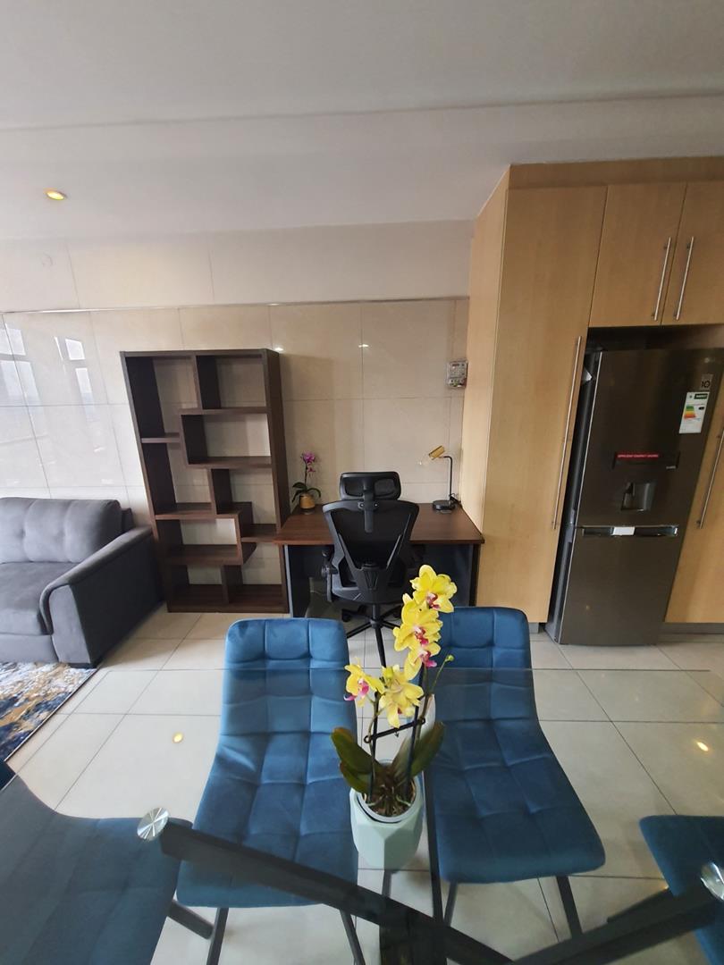 To Let 2 Bedroom Property for Rent in Sandown Gauteng