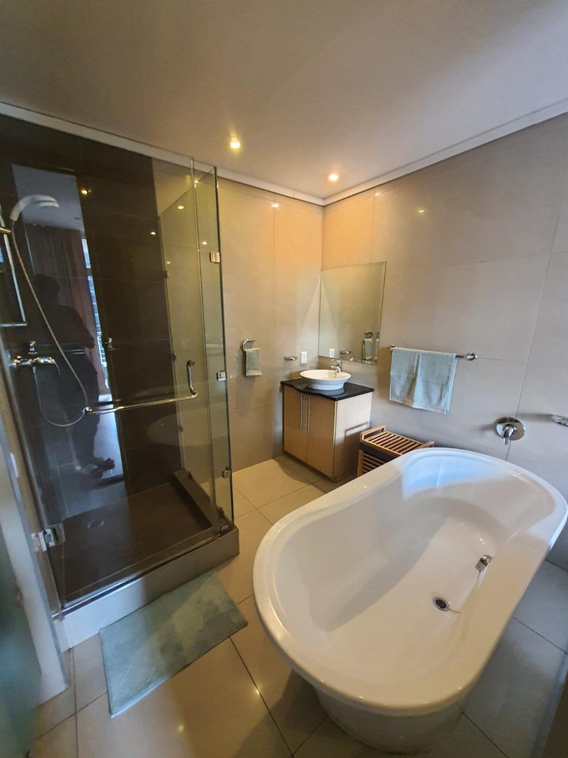To Let 2 Bedroom Property for Rent in Sandown Gauteng