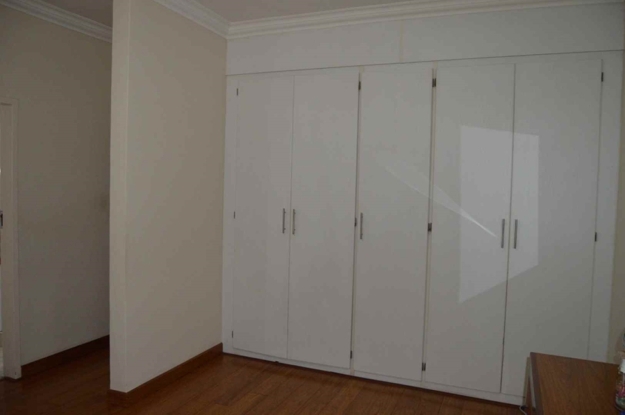 3 Bedroom Property for Sale in The Wilds Gauteng