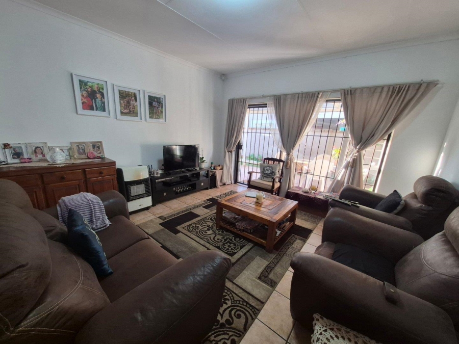 3 Bedroom Property for Sale in Willow Park Manor Gauteng