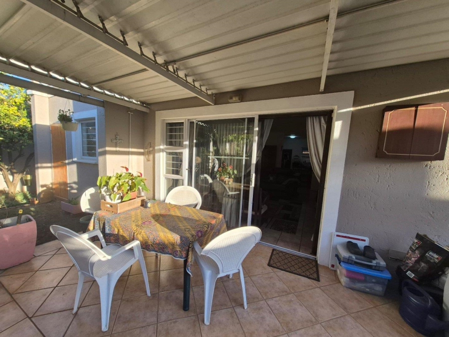 3 Bedroom Property for Sale in Willow Park Manor Gauteng