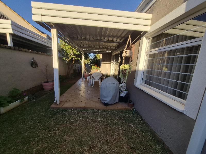 3 Bedroom Property for Sale in Willow Park Manor Gauteng