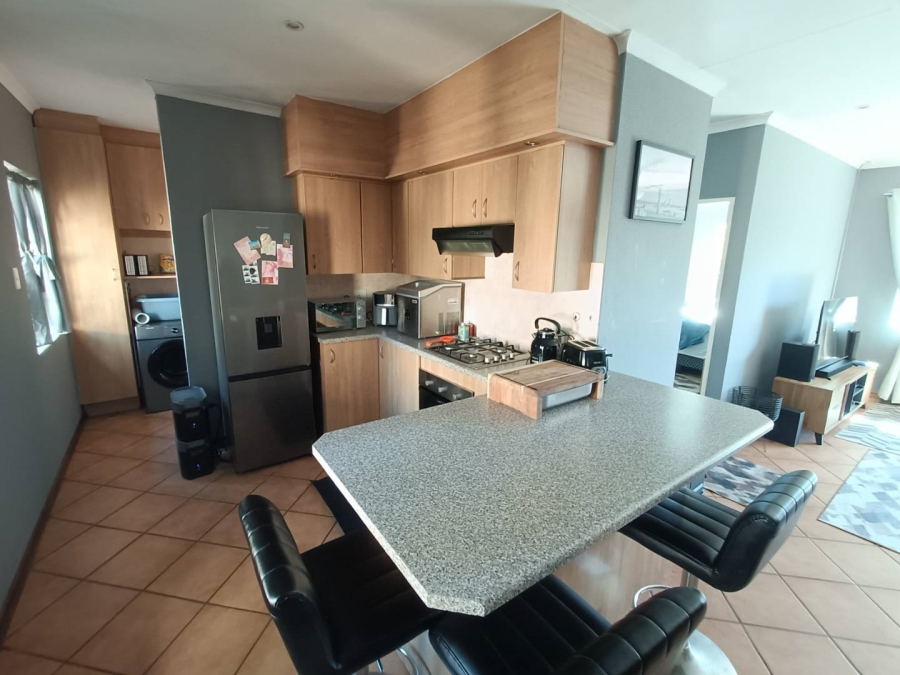 3 Bedroom Property for Sale in Eldoraigne Gauteng