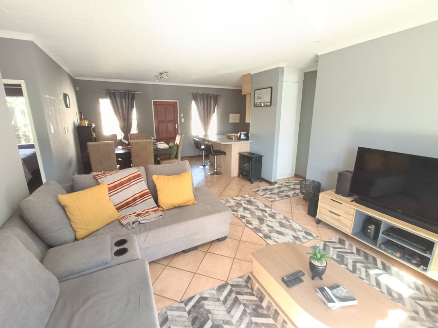3 Bedroom Property for Sale in Eldoraigne Gauteng