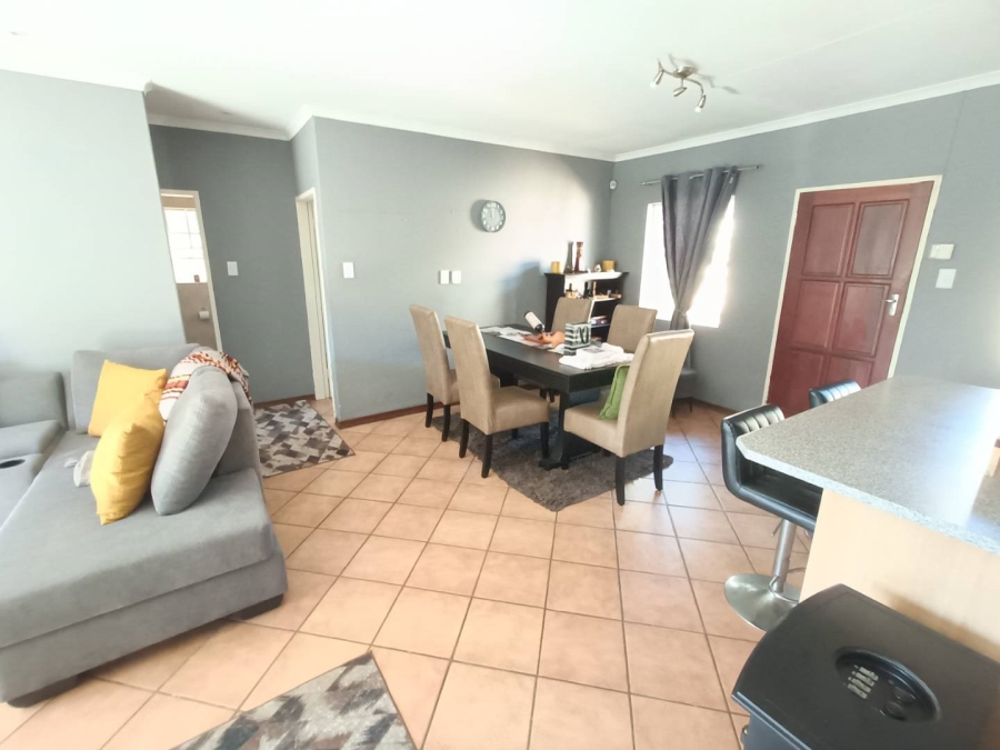 3 Bedroom Property for Sale in Eldoraigne Gauteng