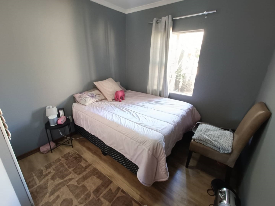 3 Bedroom Property for Sale in Eldoraigne Gauteng