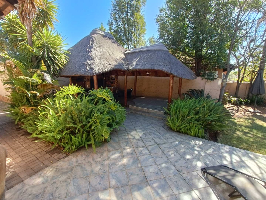 3 Bedroom Property for Sale in Eldoraigne Gauteng