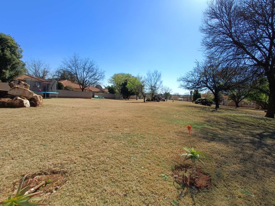 3 Bedroom Property for Sale in Eldoraigne Gauteng