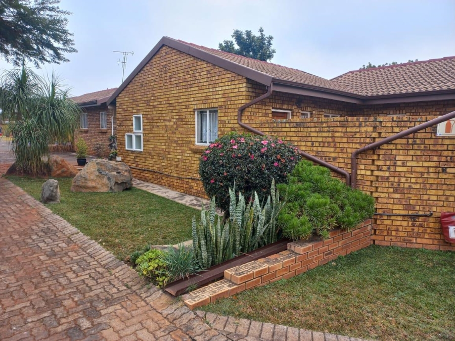 2 Bedroom Property for Sale in Clarina Gauteng