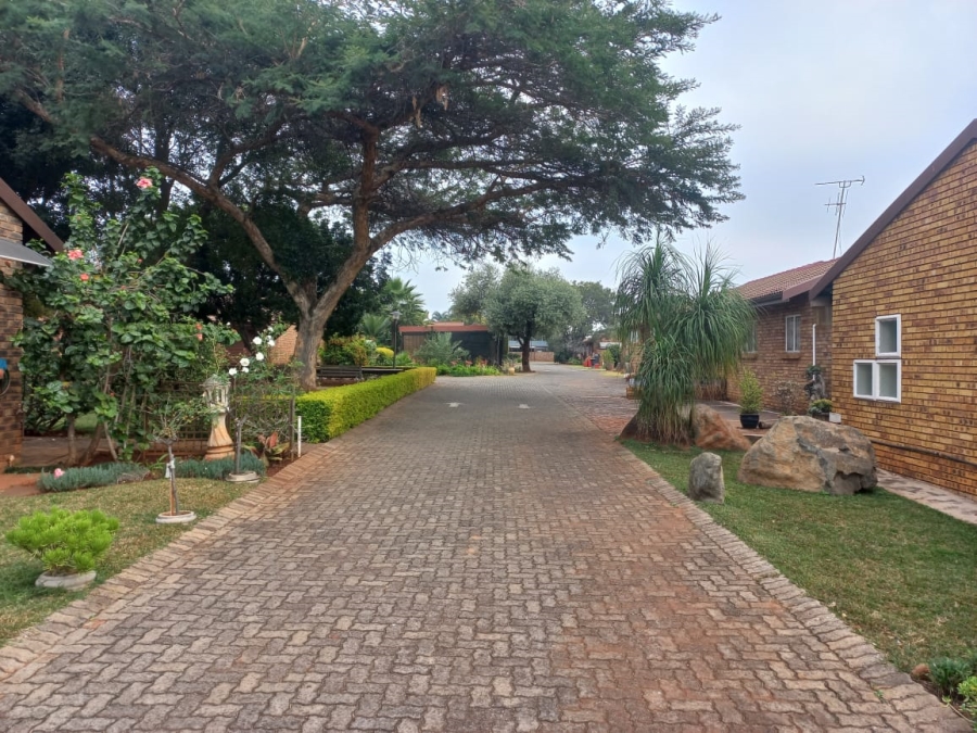2 Bedroom Property for Sale in Clarina Gauteng