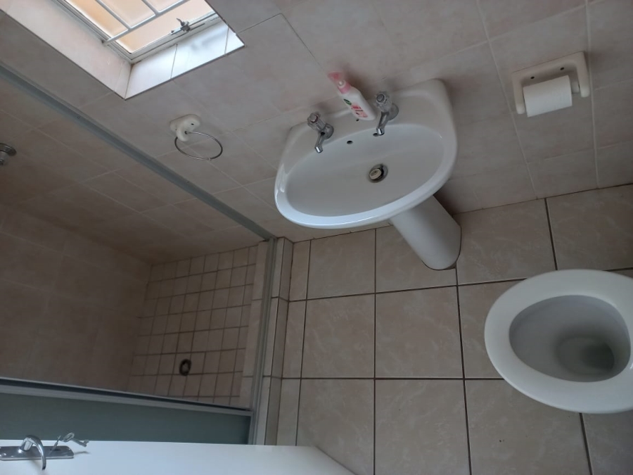 2 Bedroom Property for Sale in Clarina Gauteng