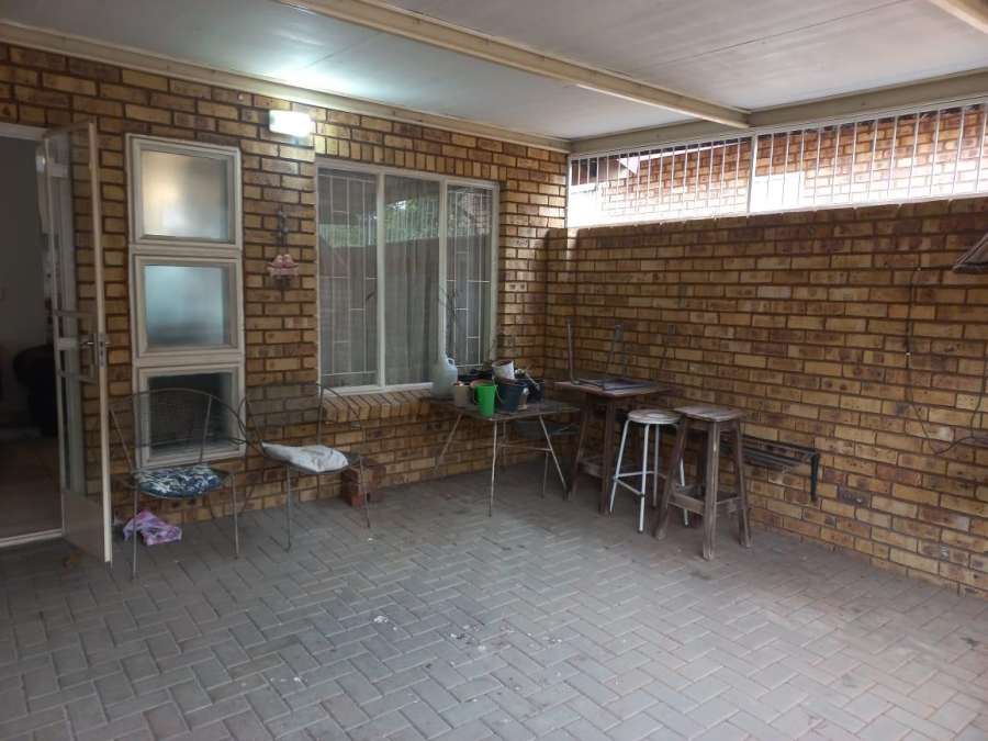 2 Bedroom Property for Sale in Clarina Gauteng