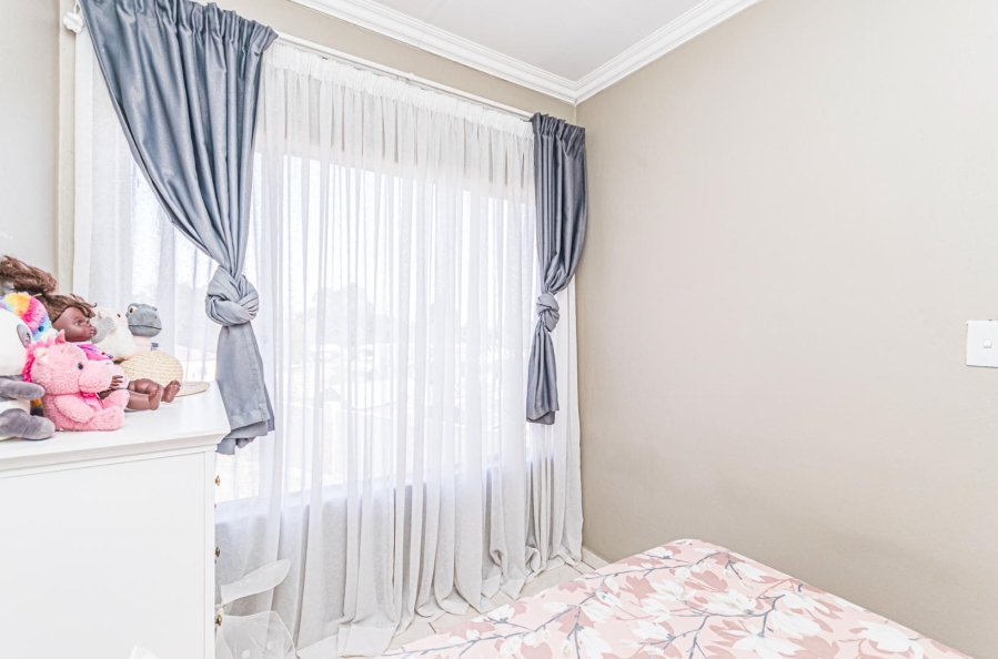 2 Bedroom Property for Sale in Groblerpark Gauteng