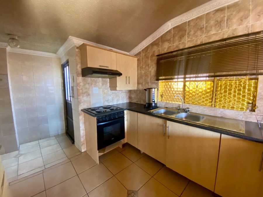 1 Bedroom Property for Sale in Emdeni Gauteng