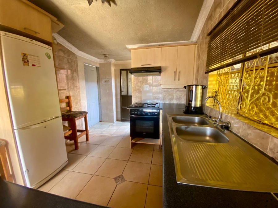 1 Bedroom Property for Sale in Emdeni Gauteng